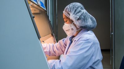 UN agency chiefs appeal for ‘open science’ beyond COVID-19, citing dangers of secrecy and denial